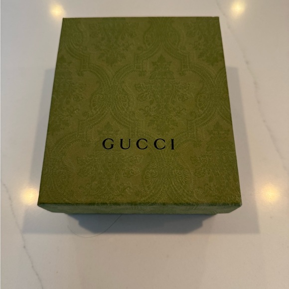 Gucci 1980s Gold Tone Metal Shell Miniaudière Evening Bag - Picture 9 of 9